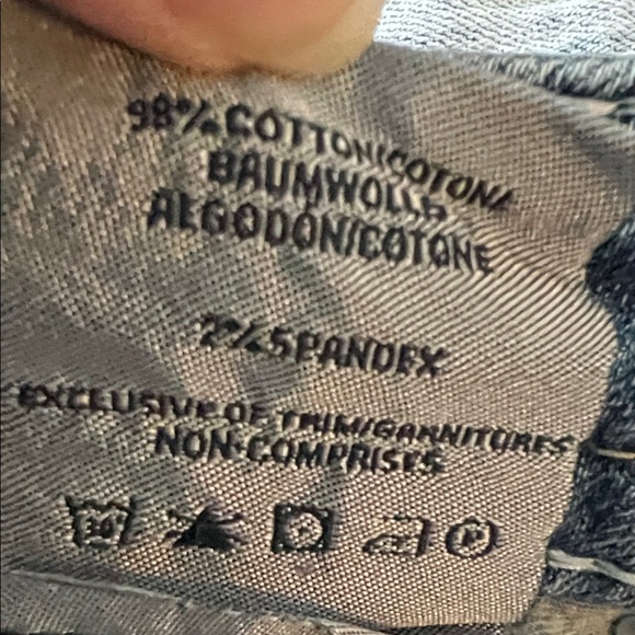 Silver Jeans - Picture 3 of 4